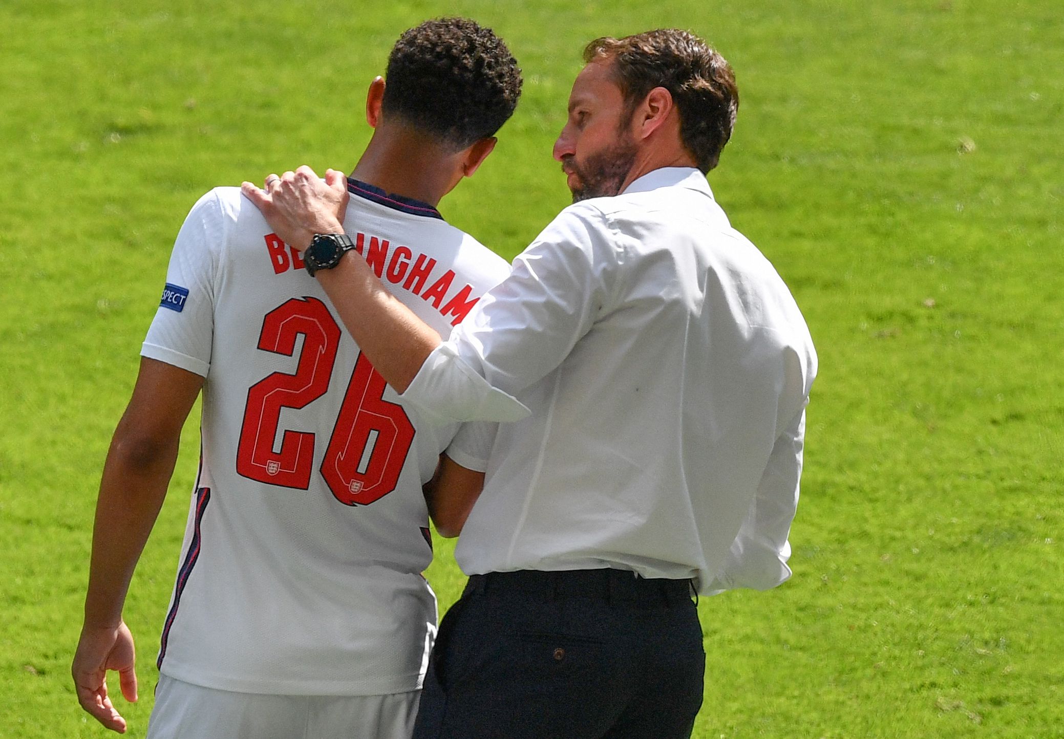 女足玛塔奖候选公布：玛塔千里走单骑领衔，米德马世界波在列